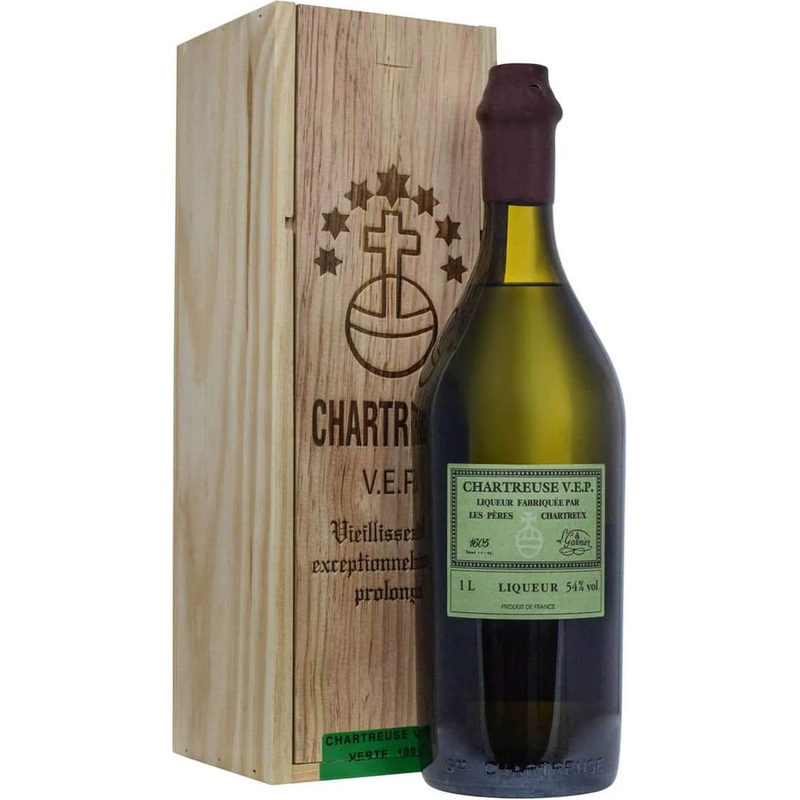 Chartreuse V.E.P. Green Liqueur 1L