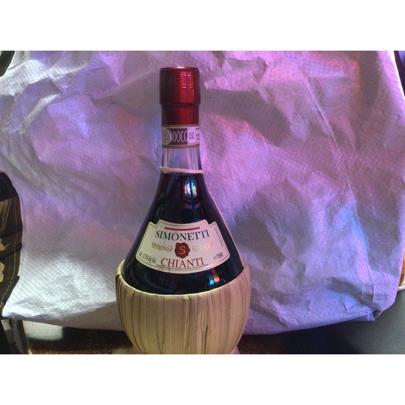 Simonetti Chianti Wicker 750mL