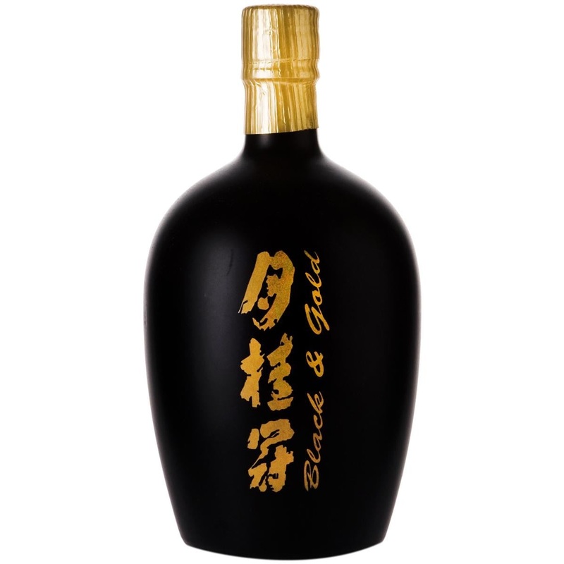 Gekkeikan Sake Black & Gold 750mL