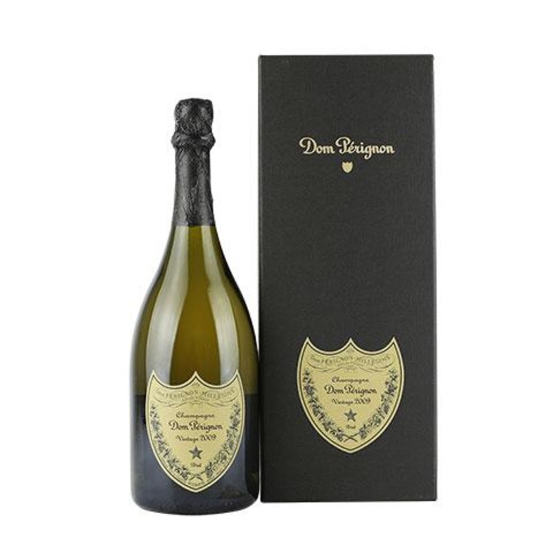 Mot & Chandon Dom Prignon Brut  Champagne 750mL